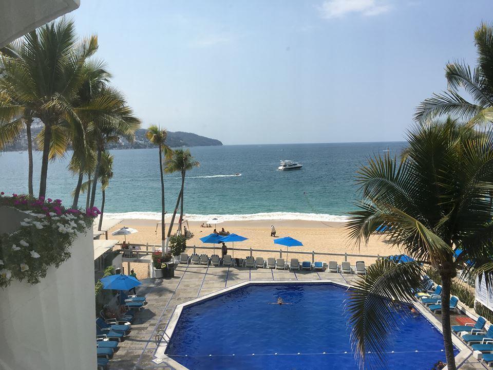 Hotel Acapulco Malibu Exterior photo